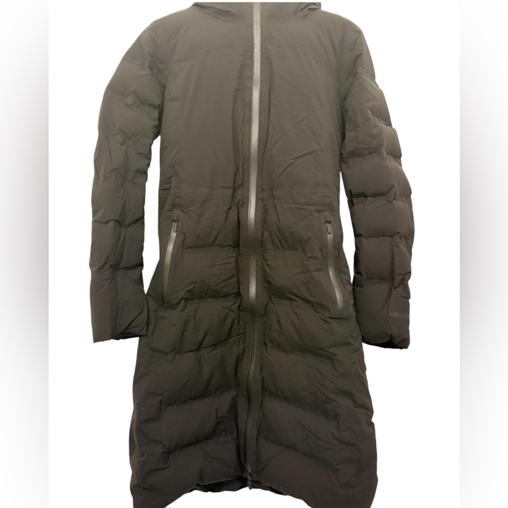 Lululemon Women's black long Puffer Jacket size 6